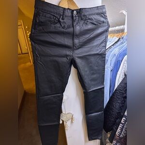 STRADIVARIUS Black Pants